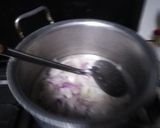 A picture of step 3 of Chupni teenday.
