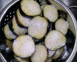Foto del paso 2 de la receta: Berenjenas en escabeche (receta de la nona)