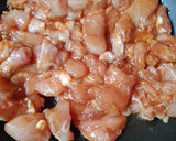 Foto langkah ke 3 dari resep Gochujang Stir-Fried Chicken.