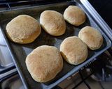 Une image de l'étape 10 de Petits pains à la semoule au four 🌾.