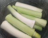 Foto del paso 1 de la receta: Puerros con vinagreta