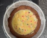 A picture of step 3 of Chocolate Dome with Strawberries and Milk Cream.