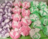 Foto langkah ke 6 dari resep Bolu Kukus Mekar.