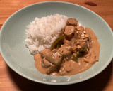 Foto del paso 8 de la receta: Xúc Xích Sốt Lạc (Salchichas en salsa Satay)