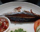 รูปขั้นตอนการทำที่ 2 ของ "ข้าวมันปลาโอทอด" 🐟🍚 My Style Fried-Thai Tuna Rice