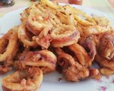 A picture of step 5 of Fried Calamari.