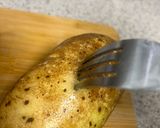 A picture of step 2 of 🥔 Baked potato 🥔.