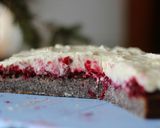 Meggyes-mascarponés máktorta recept fázis 11 fotója