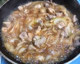 A picture of step 3 of Japanese Chicken and Egg with Rice.