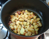 Foto del passaggio 1 della ricetta Pasta e patate napoletana