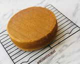 A picture of step 6 of Vanilla cake.