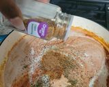 A picture of step 4 of Seafood Rose` penne pasta.