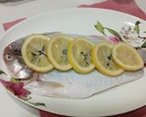 Foto langkah ke 2 dari resep Ikan senangin kukus lemon.