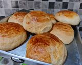 Foto langkah ke 2 dari resep Korean Garlic Cheese Bread.