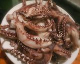 Foto del paso 2 de la receta: Pulpo 🐙🐙con calamar deli!! 😋🦑🦑🐙🐙👏🎊💞