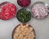 A picture of step 3 of Palak Patta Chaat.