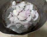 A picture of step 1 of Arvi (vegetable) gravy.