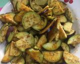 A picture of step 3 of Baigan ke pakore/Mix vegetables pakoray.