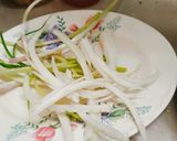 Hình bước làm 1 của món Bắp cải cuộn thịt hấp xì dầu