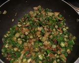 A picture of step 3 of Spicy Okra.