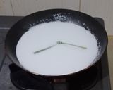 Foto langkah ke 3 dari resep Bubur Mutiara with Palm Sugar.