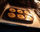 Foto del paso 4 de la receta: Donutsbizco con cobertura chocolate (un invento)