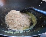 Foto langkah ke 5 dari resep Ayam goreng serundeng kelapa.