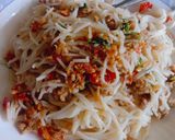 รูปขั้นตอนการทำที่ 1 ของ กะเพราขนมจีน