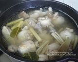 รูปขั้นตอนการทำที่ 2 ของ ไก่ทอดน้ำปลาสมุนไพรกรอบ