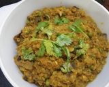 A picture of step 5 of Coriander Mushroom Curry.