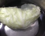 Hình bước làm 5 của món Bắp cải cuốn thịt nấm