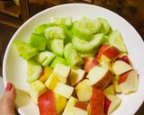 Hình bước làm 1 của món Detox dưa leo + táo