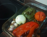 Foto del paso 1 de la receta: Ensalada de garbanzos con verdura asada y sardinas