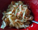 Gambar langkah 5 resipi Sambal Jeruk Kubis.