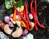 Foto langkah ke 1 dari resep Cumi asin pedas manis.