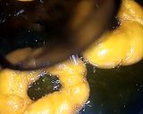 A picture of step 15 of Flower Donuts.