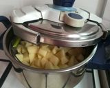 Une image de l'étape 1 de Salade de pommes de terre.