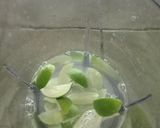 Foto langkah ke 3 dari resep Brazilian Lemonade.