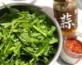 剁椒蒜味腐乳空心菜/水油炒三分鐘料理的食譜步驟1照片