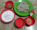 Foto langkah ke 1 dari resep Sup Bola Bola Udang.