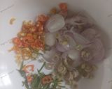 Foto langkah ke 1 dari resep Nasi Goreng Sambal Matah.