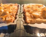 Gambar langkah 6 resipi Puding Roti Madu.