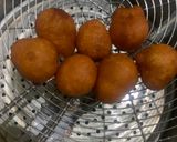 Foto langkah ke 6 dari resep Bola-bola Ubi Kopong.