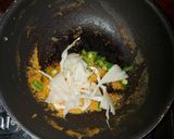 Foto langkah ke 4 dari resep Nasi goreng butter garlic jamur paprika.