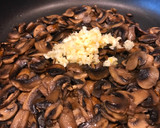 Foto del paso 3 de la receta: Hongos Champiñón a la Provenzal