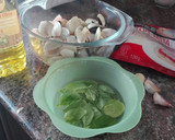 Foto del paso 1 de la receta: Espaguetis al pesto con almejas