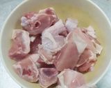 รูปขั้นตอนการทำที่ 2 ของ สะโพกไก่ต้มผักกาดดอง