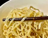 รูปขั้นตอนการทำที่ 2 ของ บะหมี่ผักชิ้นสด (หมูสับกุ้งสับปั้นก้อน)