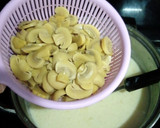 Foto langkah ke 4 dari resep Sup Krim Ayam Jamur.