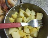 A picture of step 17 of Restaurant Style Aloo Matar.